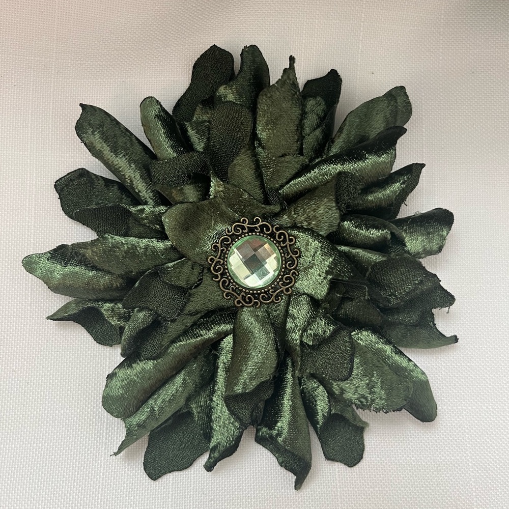 Green Floral Brooch with Gem Center